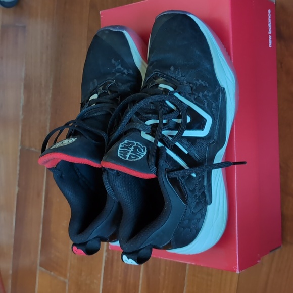 New Balance Two Way V3 Windy City Men's 8 D Basketball Shoes Sneakers BB2WYBK3 - Picture 3 of 8